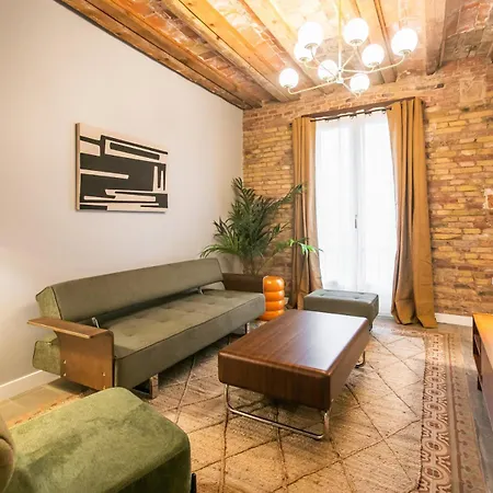 E2mal1052 - Fantastic Next To Sagrada Fa Daire *